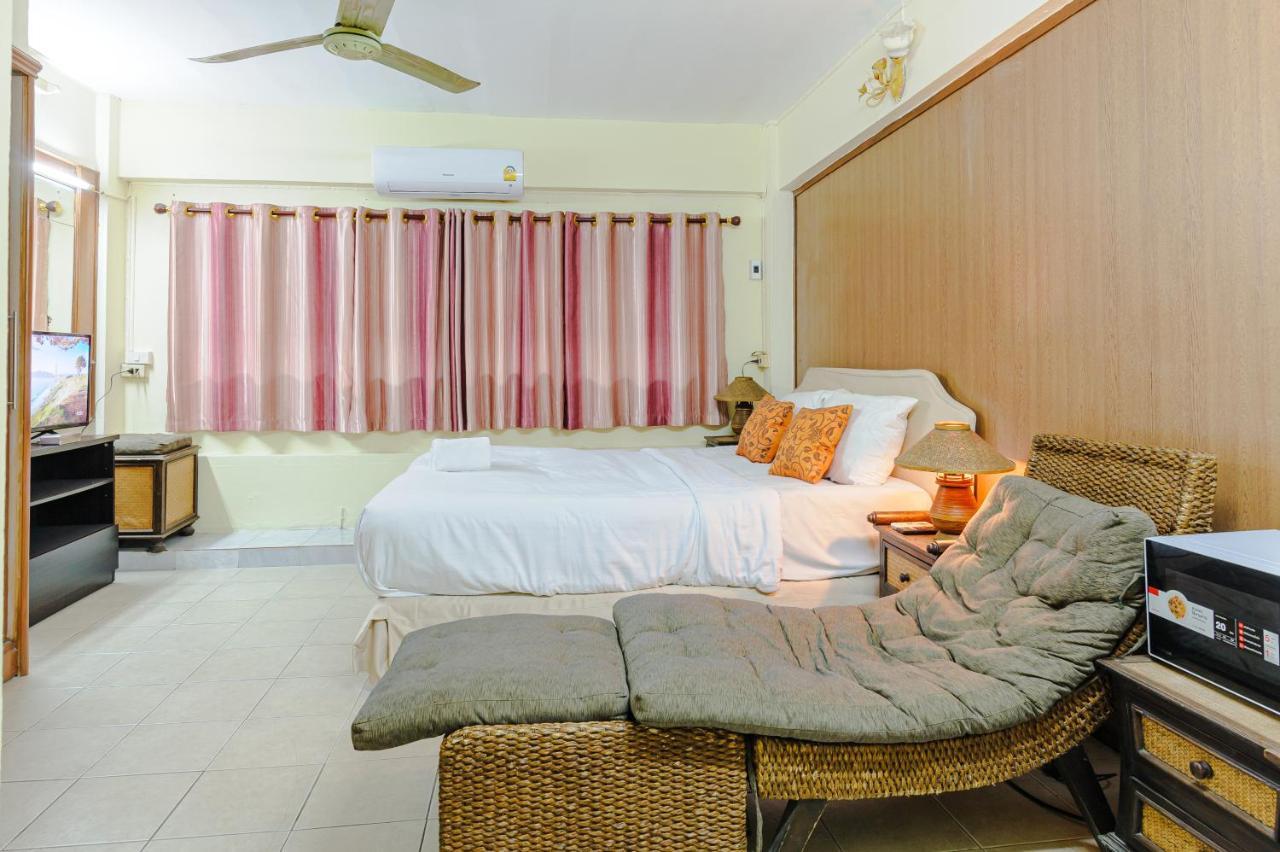 High5 Guesthouse Pattaya Buitenkant foto