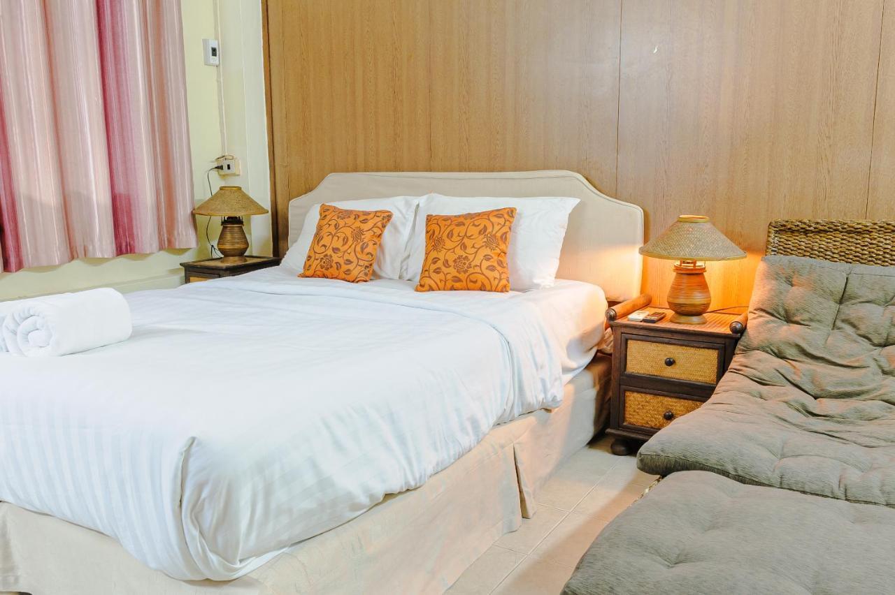 High5 Guesthouse Pattaya Buitenkant foto