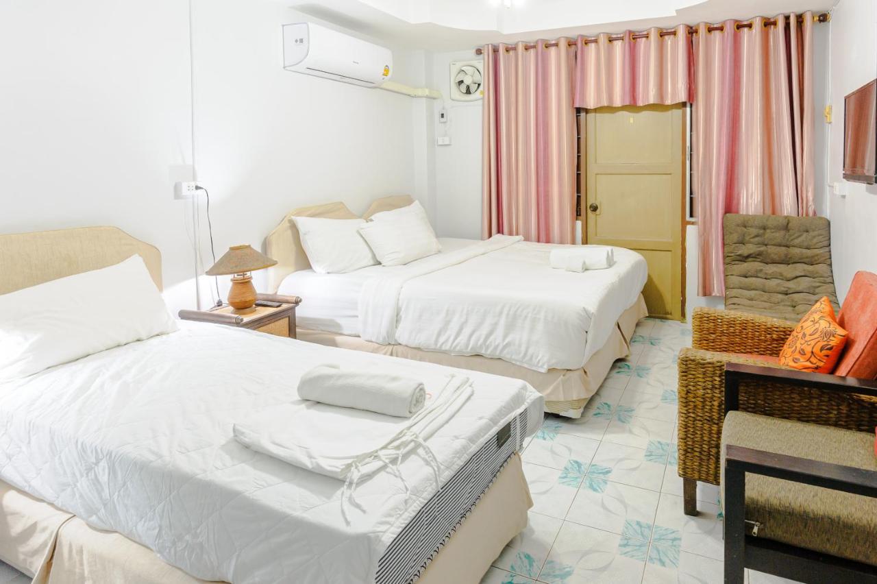 High5 Guesthouse Pattaya Buitenkant foto