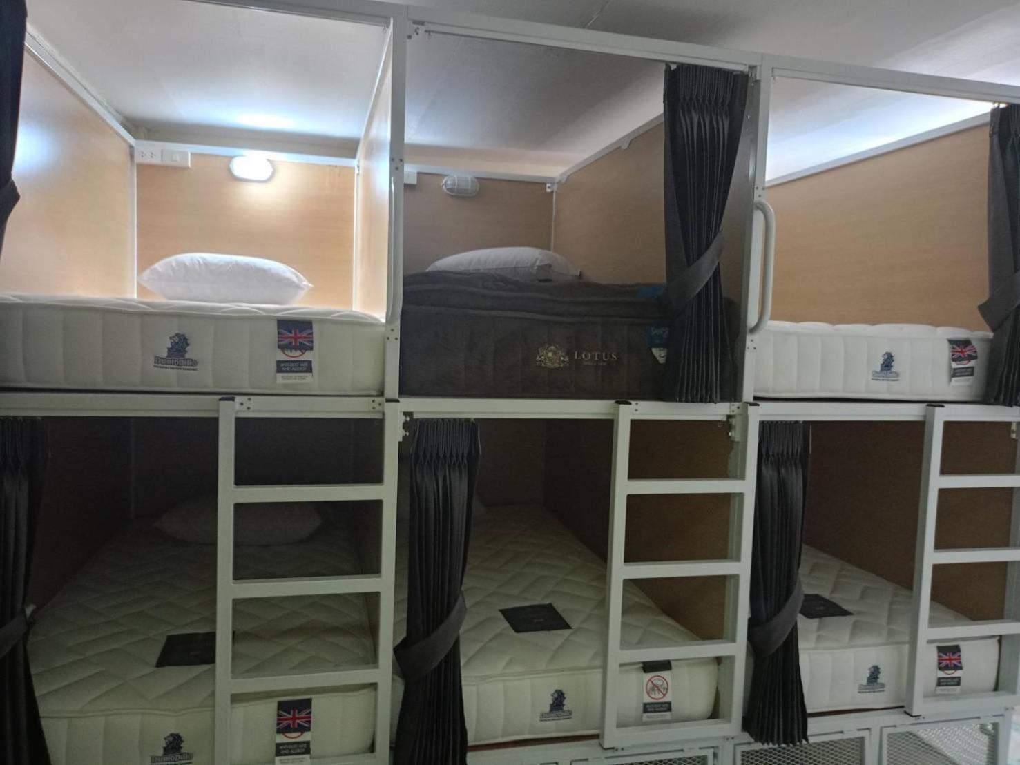 High5 Guesthouse Pattaya Buitenkant foto